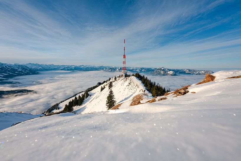 glinsterend winters uitzicht op Grünten van Leo Schindzielorz