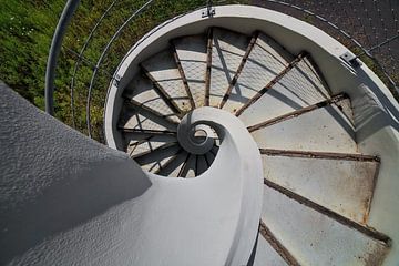 Urbex spiral staircase snail shell by Dyon Koning