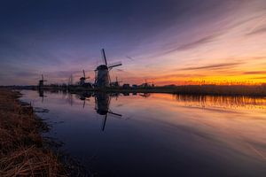 Sonnenuntergang Kinderdijk von Zwoele Plaatjes