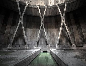 Old coolingtower by Olivier Photography