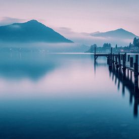 Lago di Como at dawn by Harmen Mol