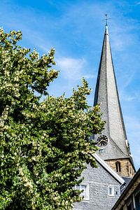 Kerktoren in Hattingen van Dieter Walther