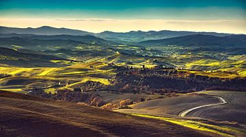 Panoramisch uitzicht op Volterra. Toscane van Stefano Orazzini