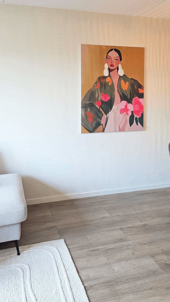 Colourful modern and abstract portrait in warm colours, by Carla Van Iersel