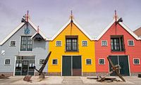 De gekleurde huisjes van Zoutkamp van Naresh Bhageloe thumbnail