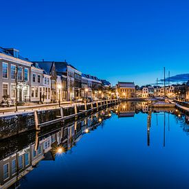 Stadshaven Goes in het blauwe uurtje van Jan Poppe