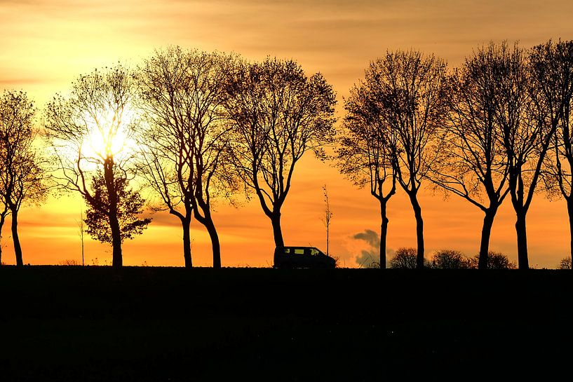 Coucher de soleil sur la route par Edgar Schermaul