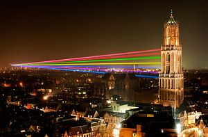 Sol Lumen - Laserkunstwerk van Uithof naar Domtoren in Utrecht van Chris Heijmans