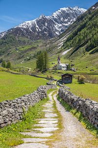 Kreuzweg zur Heilig Geist Kirche in Kasern, Tauferer Ahrntal, Südtirol