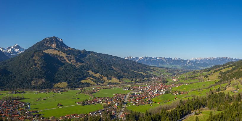 Ostrachtal and Bad Hindelang by Walter G. Allgöwer