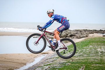 Warre Vangheluwe jump beach race