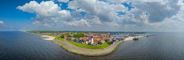 Urk luchtfoto van het voormalige eiland aan het IJsselmeer van Sjoerd van der Wal Fotografie