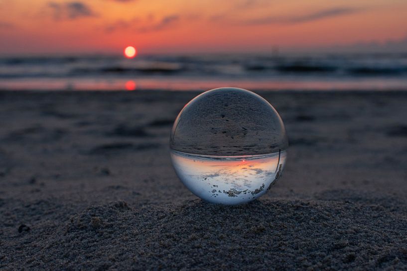 Sunset in a crystal ball by Jarno Leusink