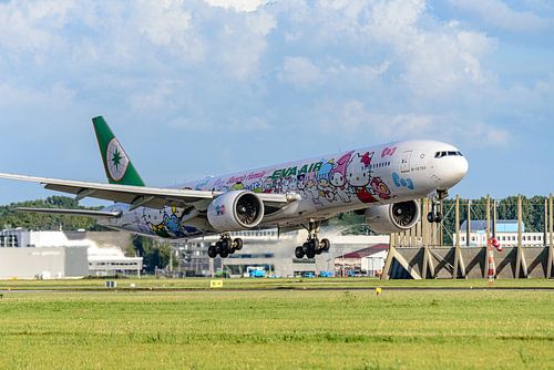 EVA AIR Boeing 777 in Hello Kitty Sanrio Family livery.