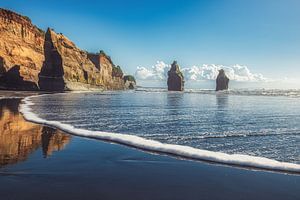 Nieuw-Zeeland Three Sisters Beach van Jean Claude Castor
