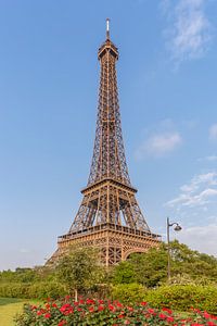 Idyllic Paris view by Melanie Viola