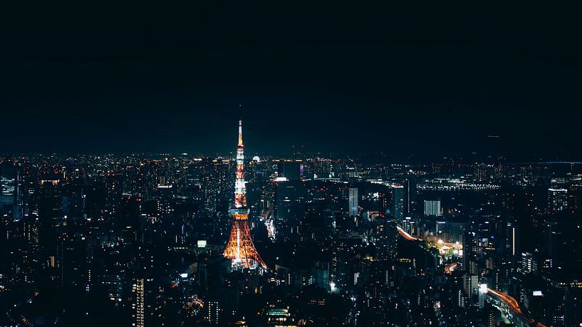 Tokyo Tower by Hello Pompoyo