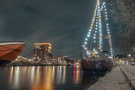 Winteravond lichtjes aan de Piushaven