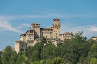 Indrukwekkend kasteel Castello di Torrechiara Italië van Patrick Verhoef thumbnail