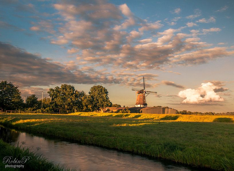 Summer clouds von Robin Pics (verliefd op Utrecht)