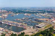 Luchtfoto Waalhaven te Rotterdam van Anton de Zeeuw thumbnail