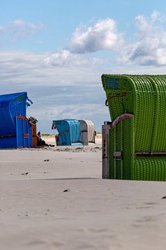 Strandkörbe auf Amrum von Thomas Heitz