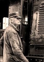 Machinist op stoomtrein