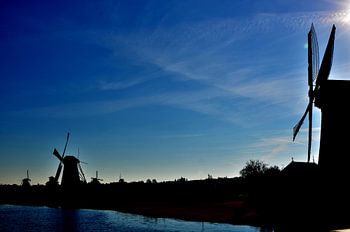 Silhouette van molens