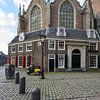 Oudekerksplein Amsterdam van Foto Amsterdam/ Peter Bartelings