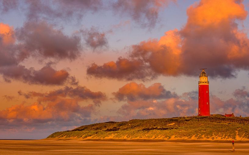 Lighthouse at sunset by Andy Luberti