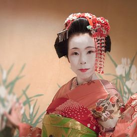 Geisha of Japanse Maiko in traditionele kimono van Kuremo Kuremo