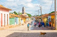 Old colorful church street in the city of Trinidad in Cuba par Michiel Ton Aperçu