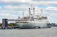 SS Rotterdam Achtersteven van Ronne Vinkx thumbnail