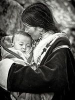 Mother with child in Tibet