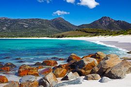 wineglass bay by Markus Gann