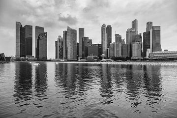 SINGAPORE 10 by Tom Uhlenberg