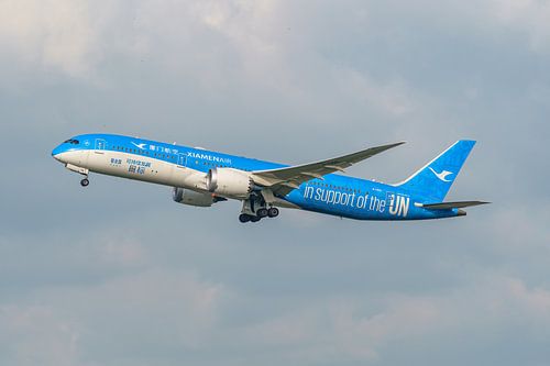 Xiamen Airlines Boeing 787-9 Dreamliner.