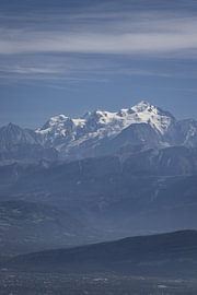 Vue sur le sommet enneigé du Mont Blanc sur Imladris Images