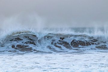 Brechende Welle am Strand von VIDEOMUNDUM