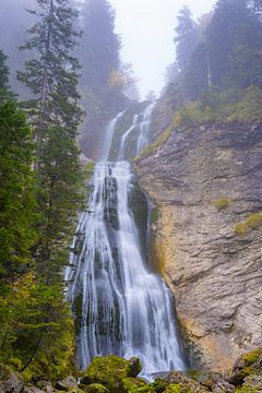 Kenzen waterfall