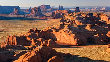 Hunts Mesa im Monument Valley von Henk Meijer Photography