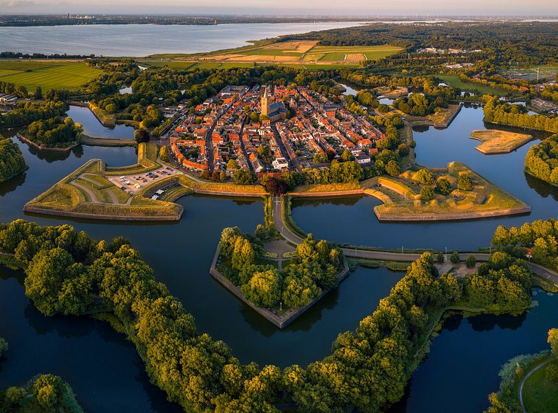 Naarden Vesting vanuit de lucht van Theo van Veenendaal