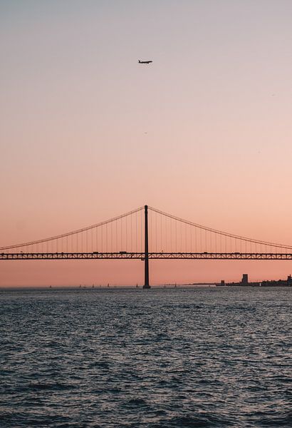Lisbon by Hello Pompoyo