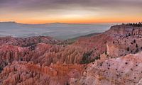 Zonsopkomst, Bryce Canyon, USA van M. Cornu thumbnail