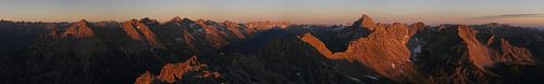 Sunrise in the Mountains - Panorama