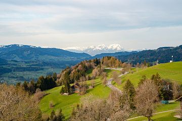 Uitzicht vanaf Kapf bij Oberstaufen in de richting van Säntis van Leo Schindzielorz
