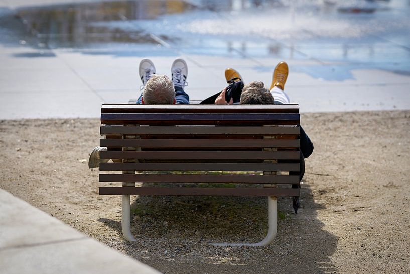 Entspannung auf einer Bank von Heiko Kueverling