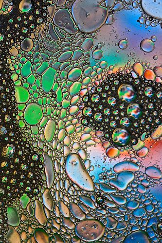 Metal Soap Bubbles