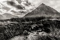 Willkommen in den Highlands, Buachaille Etive Mor, Schottland, in schwarz und weiß von Paul van Putten Miniaturansicht