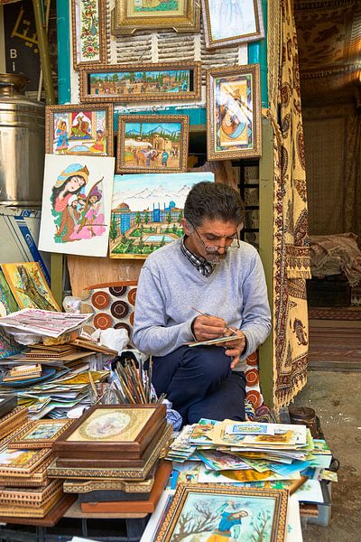 Kunstenaar in Isfahan Iran van Jeroen Kleiberg